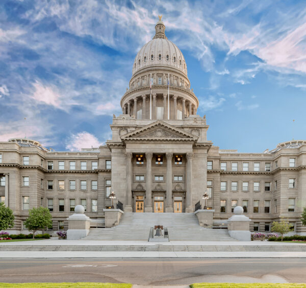 Exterior view of the front of the Idaho Capitol building